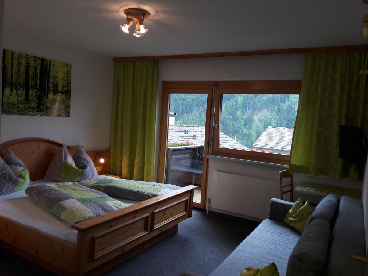 Haus Lifinar - Carmen Juen Apartment Sankt Gallenkirch Ngoại thất bức ảnh